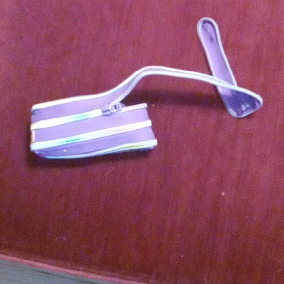 Colorful Zippered Pouch - Picture 4 of 4